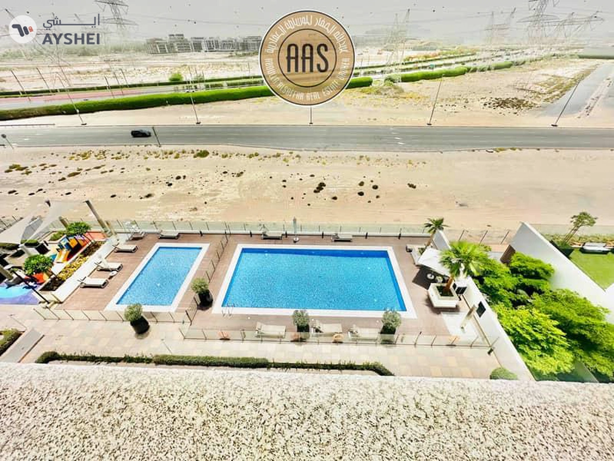 Pool view •• chiller free •• spacious layout •• corner unit-9-9