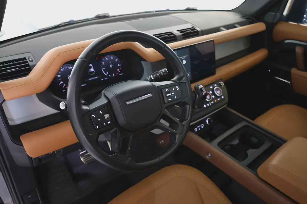 2023 Land Rover Defender 110 S | GCC Specs | Pristine Condition-11-11