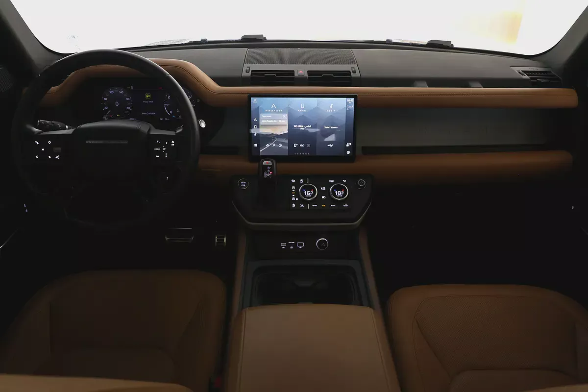 2023 Land Rover Defender 110 S | GCC Specs | Pristine Condition-14-14