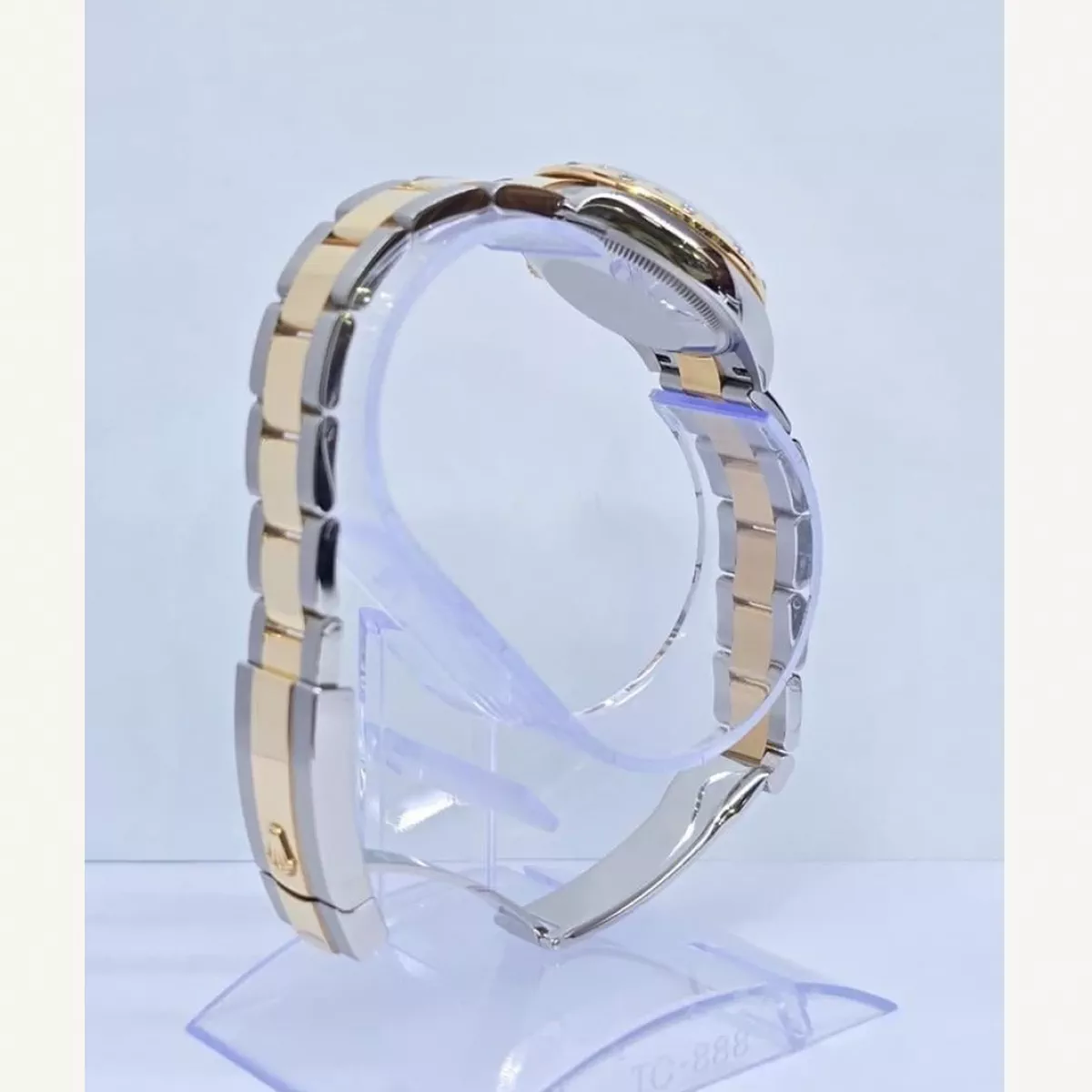 Rolex Datejust Mother of Pearl Diamond Dial 31mm with Oyster Bracelet | Condition: Like new & unworn | Year of production 2021 | Original box | Original papers-2-2