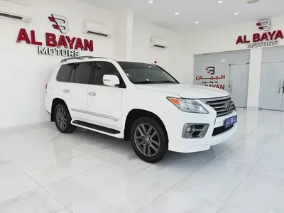 لكزس LX 570 ابيض / بيج 2014 (الفطيم)-0