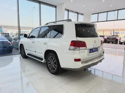 لكزس LX 570 ابيض / بيج 2014 (الفطيم)-3