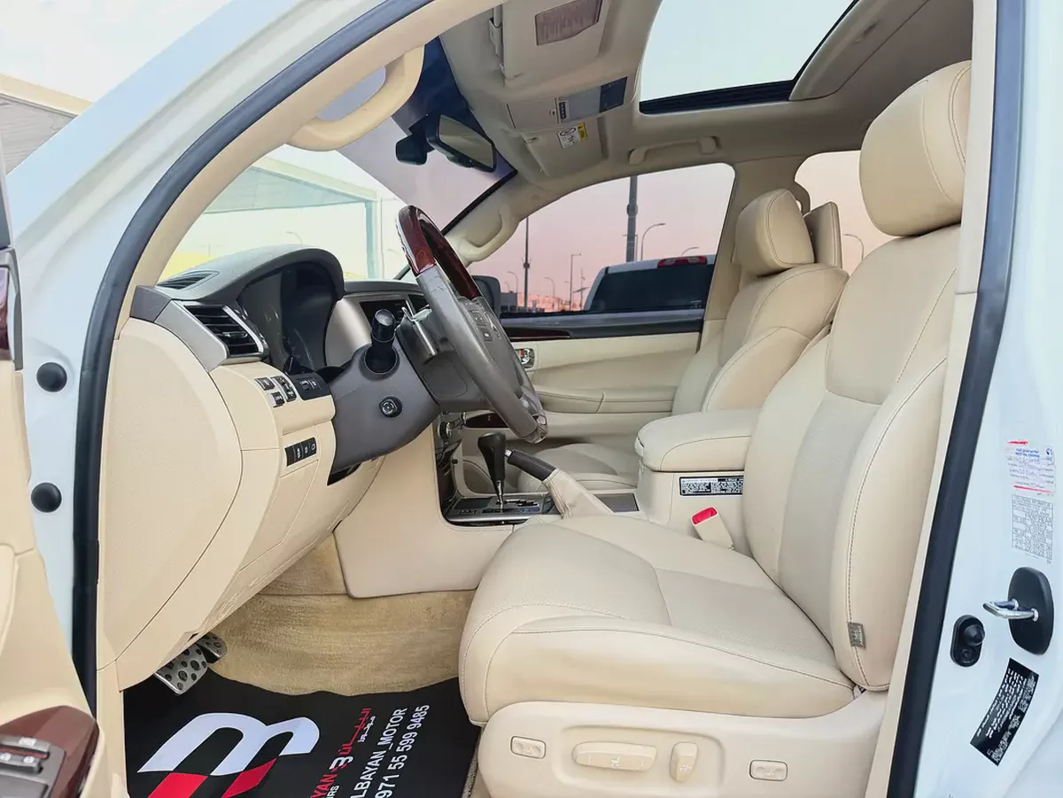 لكزس LX 570 ابيض / بيج 2014 (الفطيم)-7-7