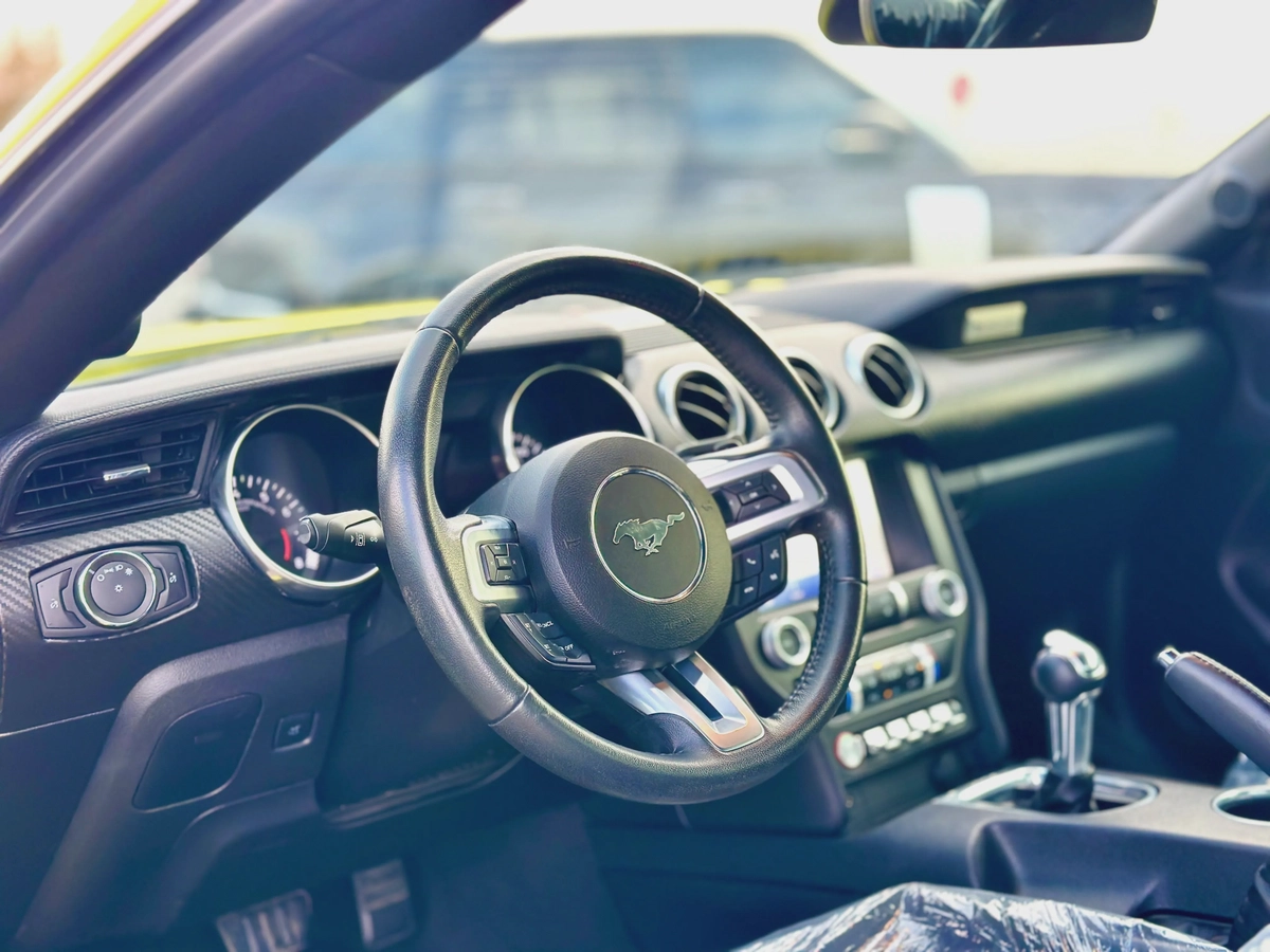 2021 Ford Mustang Ecoboost-3-3