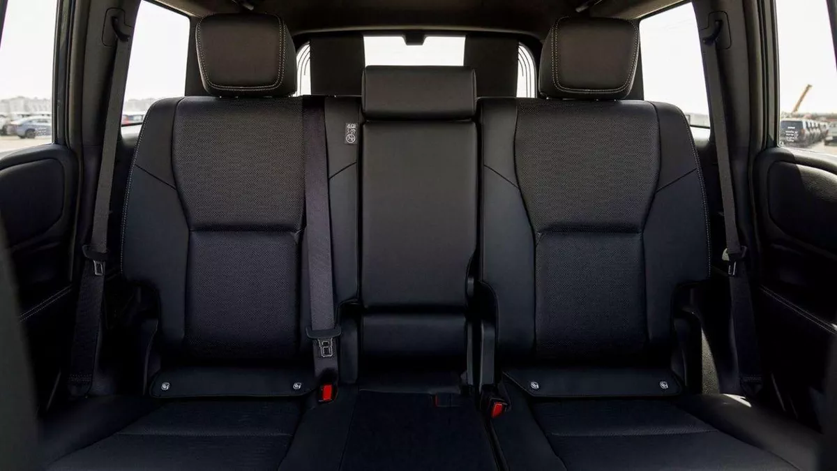 Toyota Prado GXR Toyota Prado LUXURY 2.8L Diesel AT Full Option  MY2025 - All colors Available-15-0
