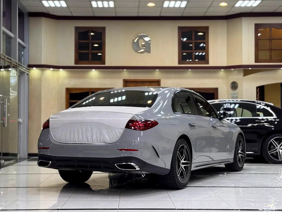 Mercedes-Benz E-Class E 200-14-14