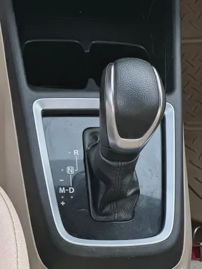 2022 Suzuki Dzire GCC Specs-12