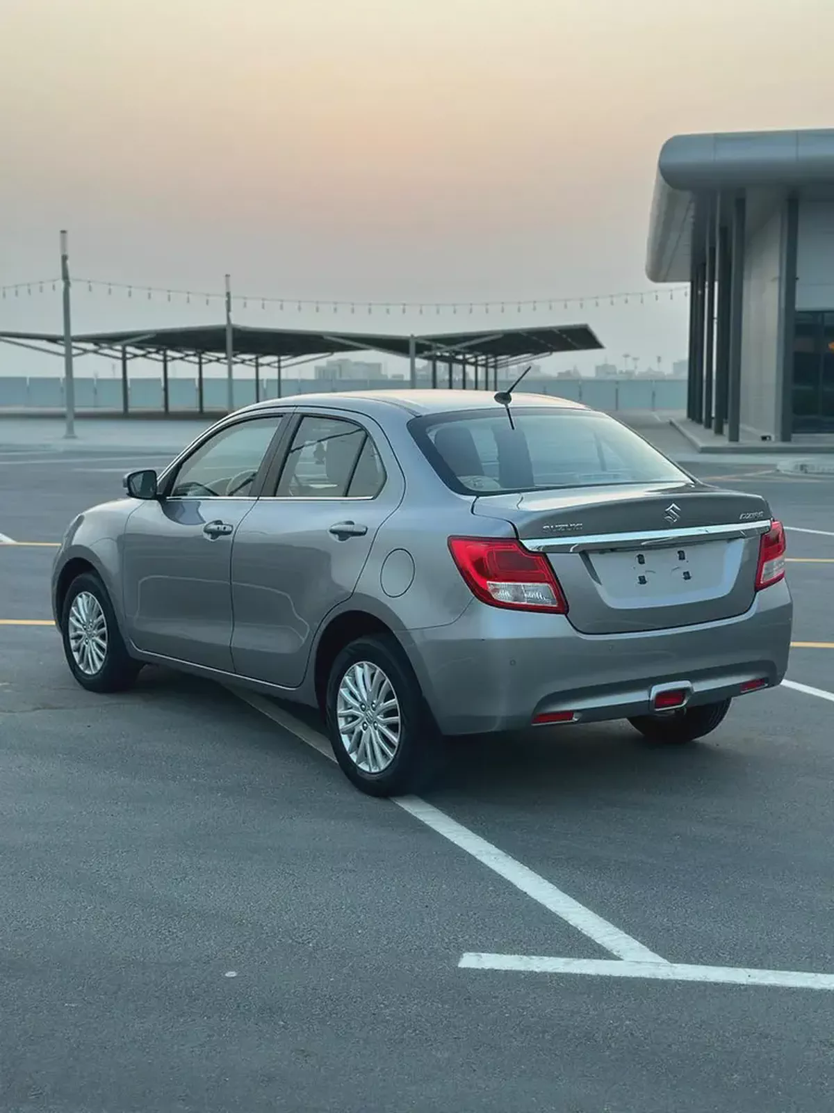 2022 Suzuki Dzire GCC Specs-3-3