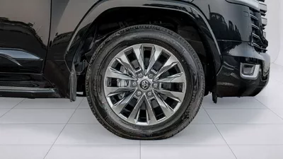 Toyota Land Cruiser VXR | GCC Specs | Brand New-5