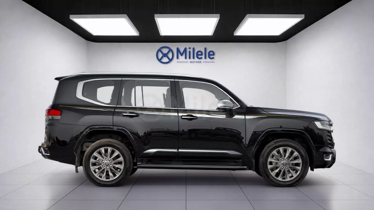 Toyota Land Cruiser VXR | GCC Specs | Brand New-2-0