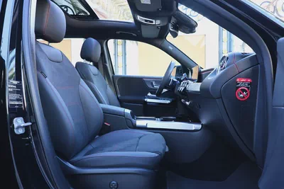 2025 Mercedes-Benz EQB 350 4MATIC | 8500KM-GCC Specs | Brand New-UNDER WARRANTY  SERVICE-13