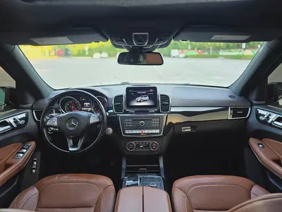 2018 Mercedes-Benz GLS 550 - American Specs - Excellent Condition-9