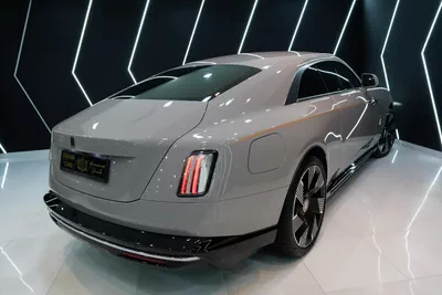 Rolls-Royce Spectre-11