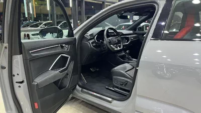 Audi RSQ3 STD-11