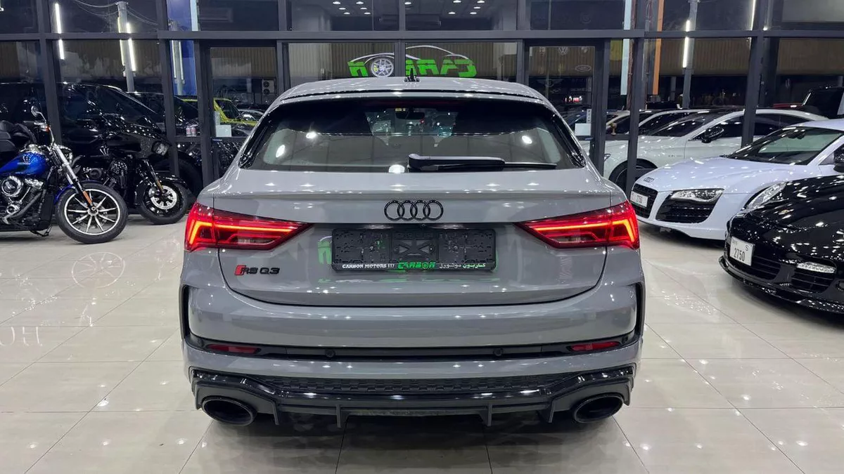 Audi RSQ3 STD-9-0