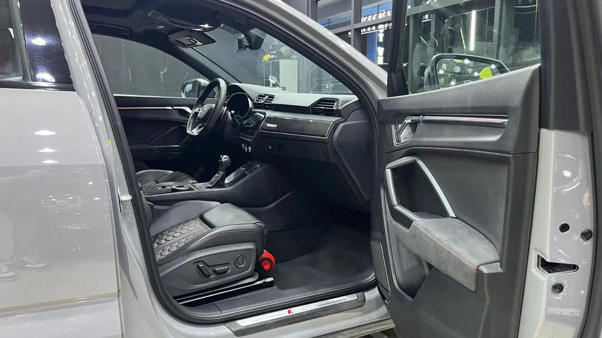 Audi RSQ3 STD-12-0