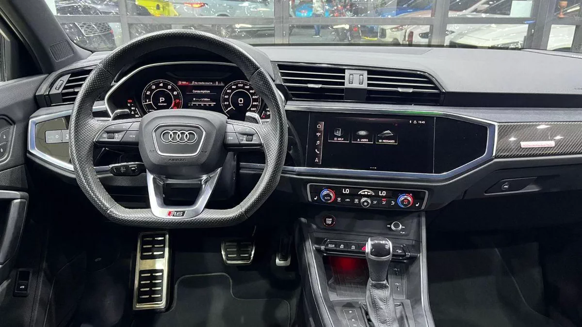 Audi RSQ3 STD-16-0