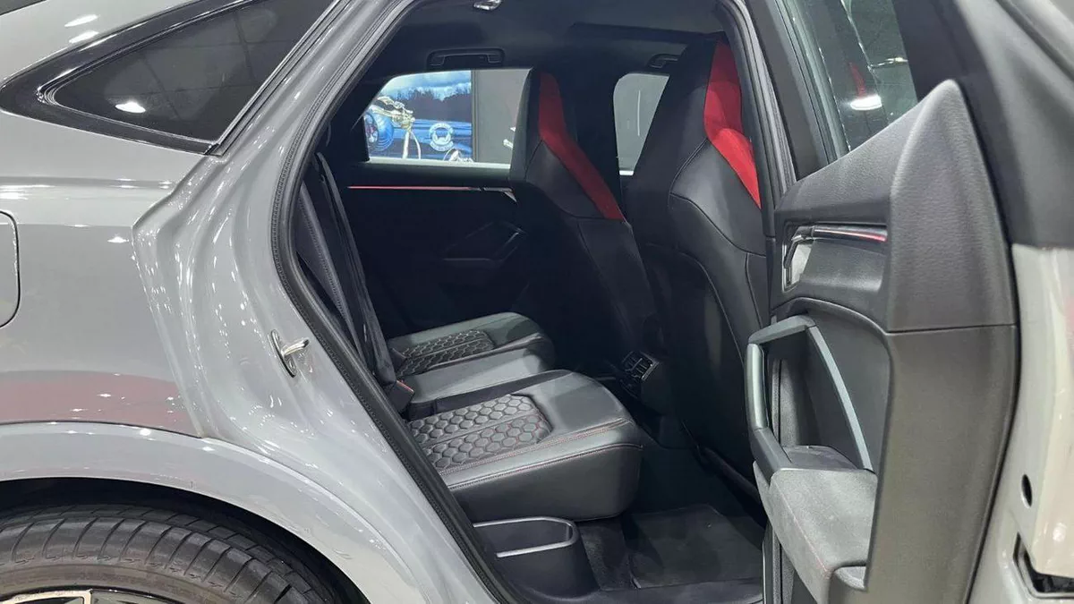 Audi RSQ3 STD-18-0