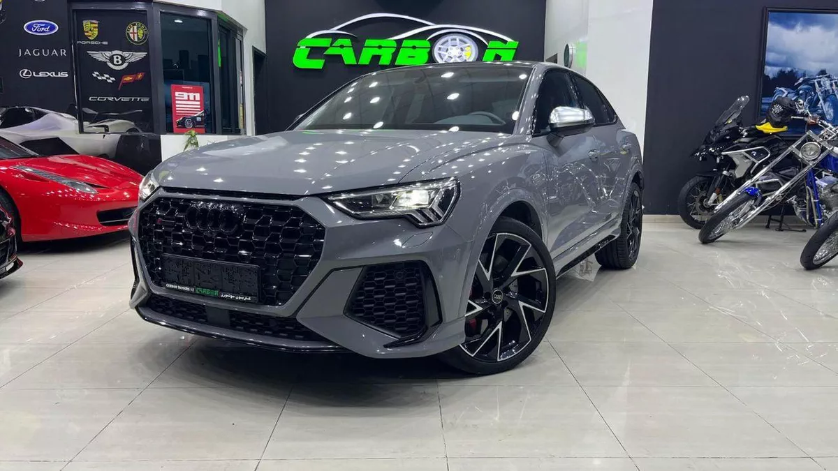 Audi RSQ3 STD-1-0