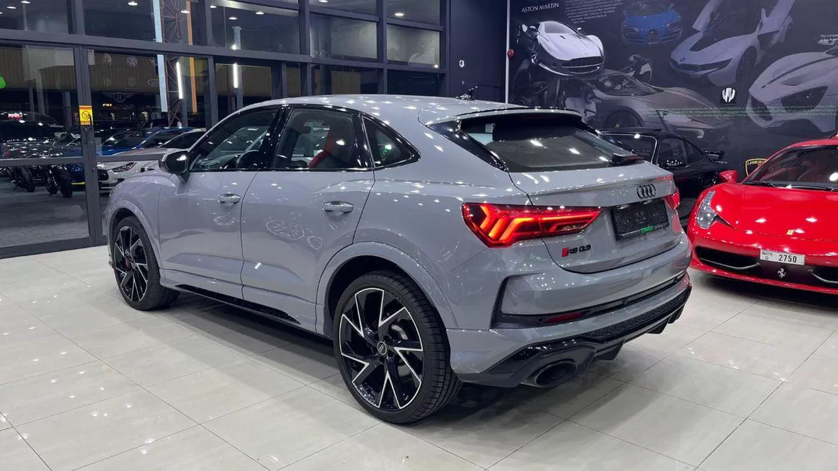 Audi RSQ3 STD-8-0