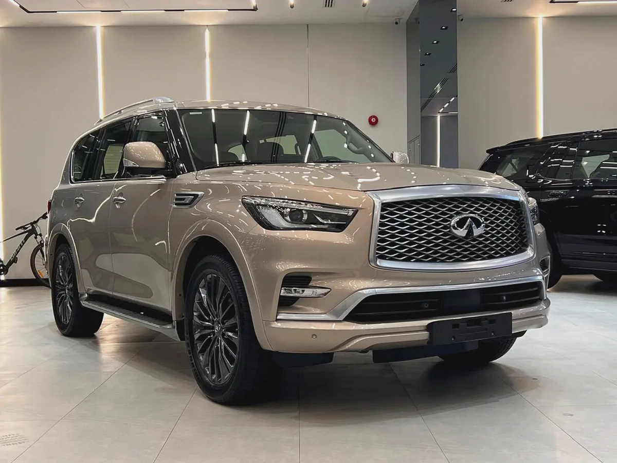!!2024 !! Infiniti | QX80 Sensory | GCC | Just 46000 Druven