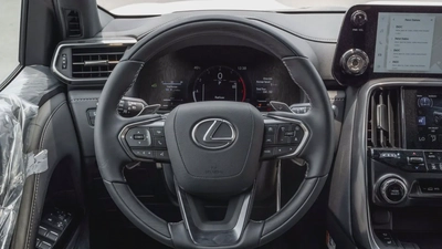 LX 600 3.5L 2025 GCC Specs 0 KM For Export-12