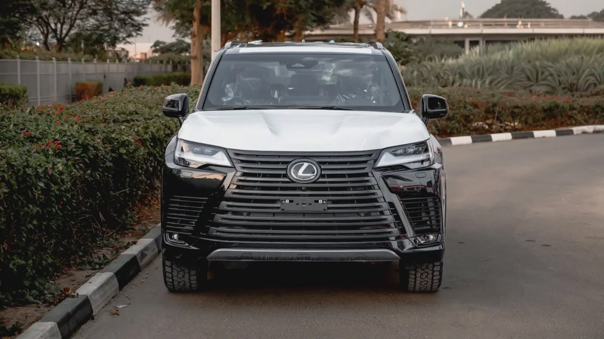 LX 600 3.5L 2025 GCC Specs 0 KM For Export-1-1