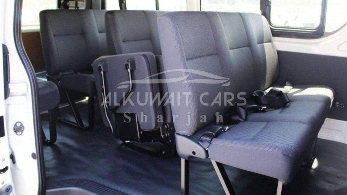 Toyota Hiace DLS - STD ROOF (NEW) Toyota Hiace 15seat 2.5L Diesel V4 MT 2025-10-0