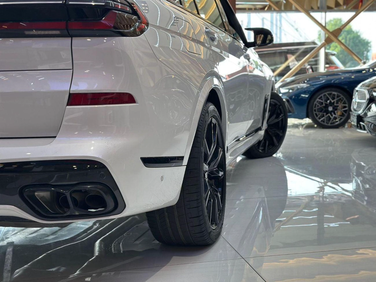 BMW X7 M50i xDriveM60i (6 Seats)-5-5
