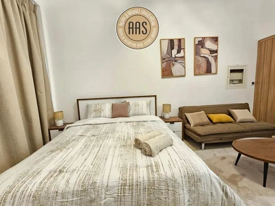 fully furnished spacious luxurious studio in the heart of jvc with free amenities-10