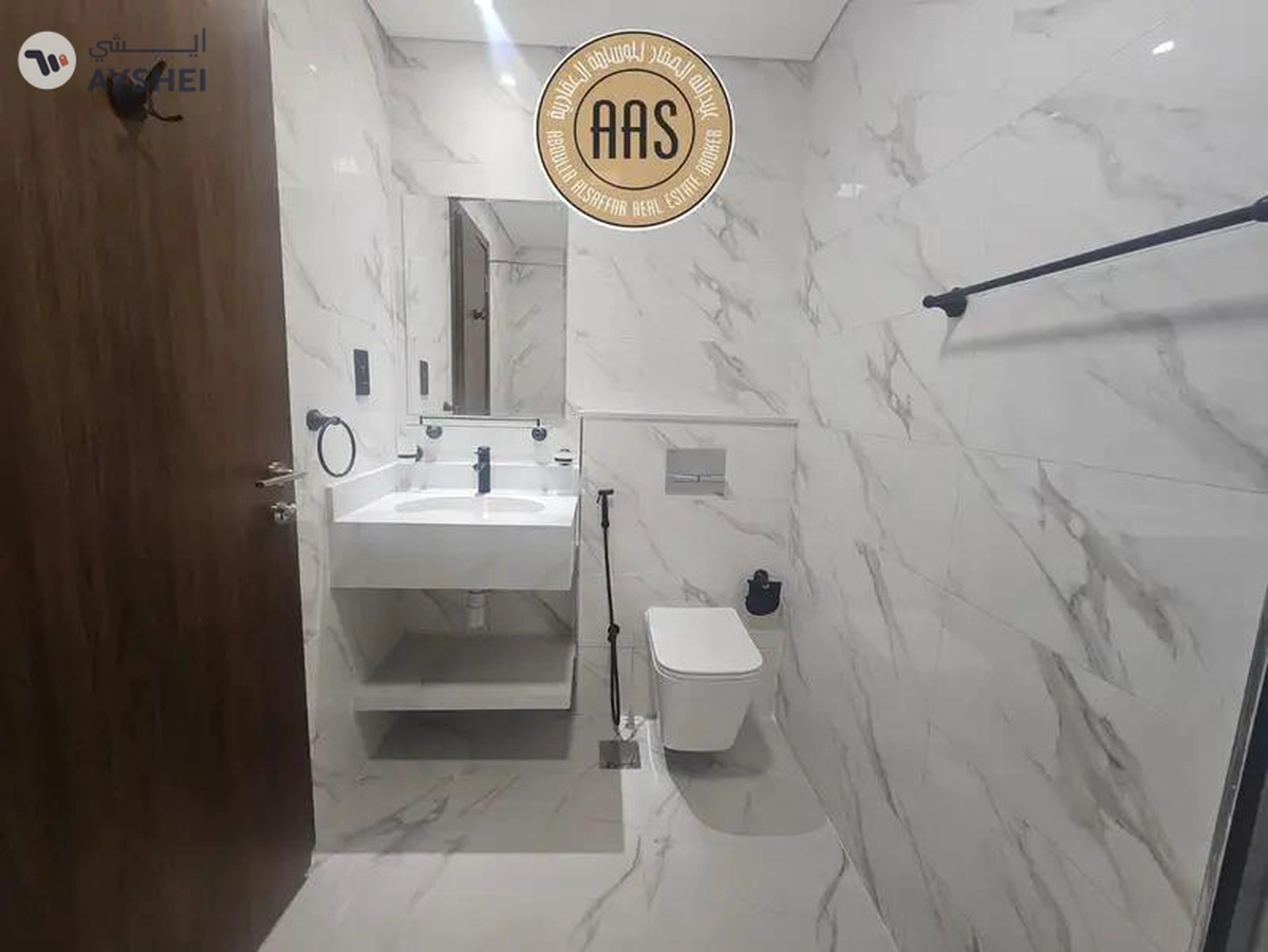 fully furnished spacious luxurious studio in the heart of jvc with free amenities-14-14