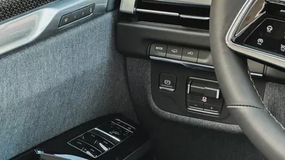 Cadillac Escalade V Executive American Specs 2026 Brand New 6.2L V8 Supercharged-15