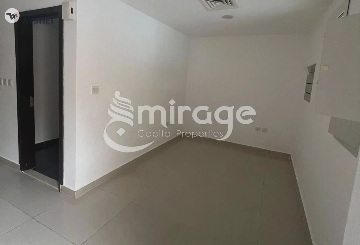 TOWNHOUSE FOR SALE IN DESERT STYLE, AL REEF VILLAS