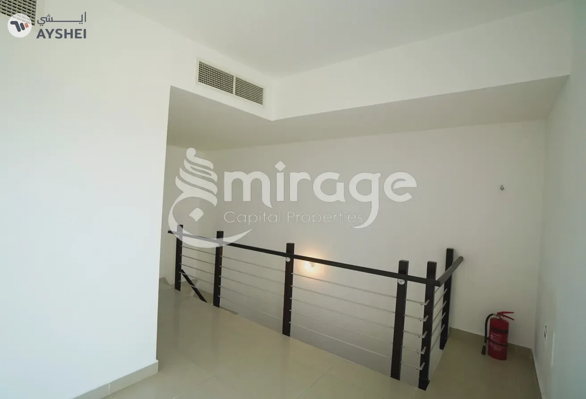 TOWNHOUSE FOR SALE IN DESERT STYLE, AL REEF VILLAS