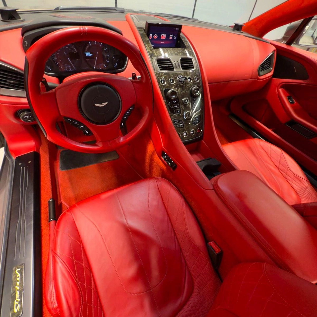 Aston Martin Vanquish GCC Specs | V12-7-7