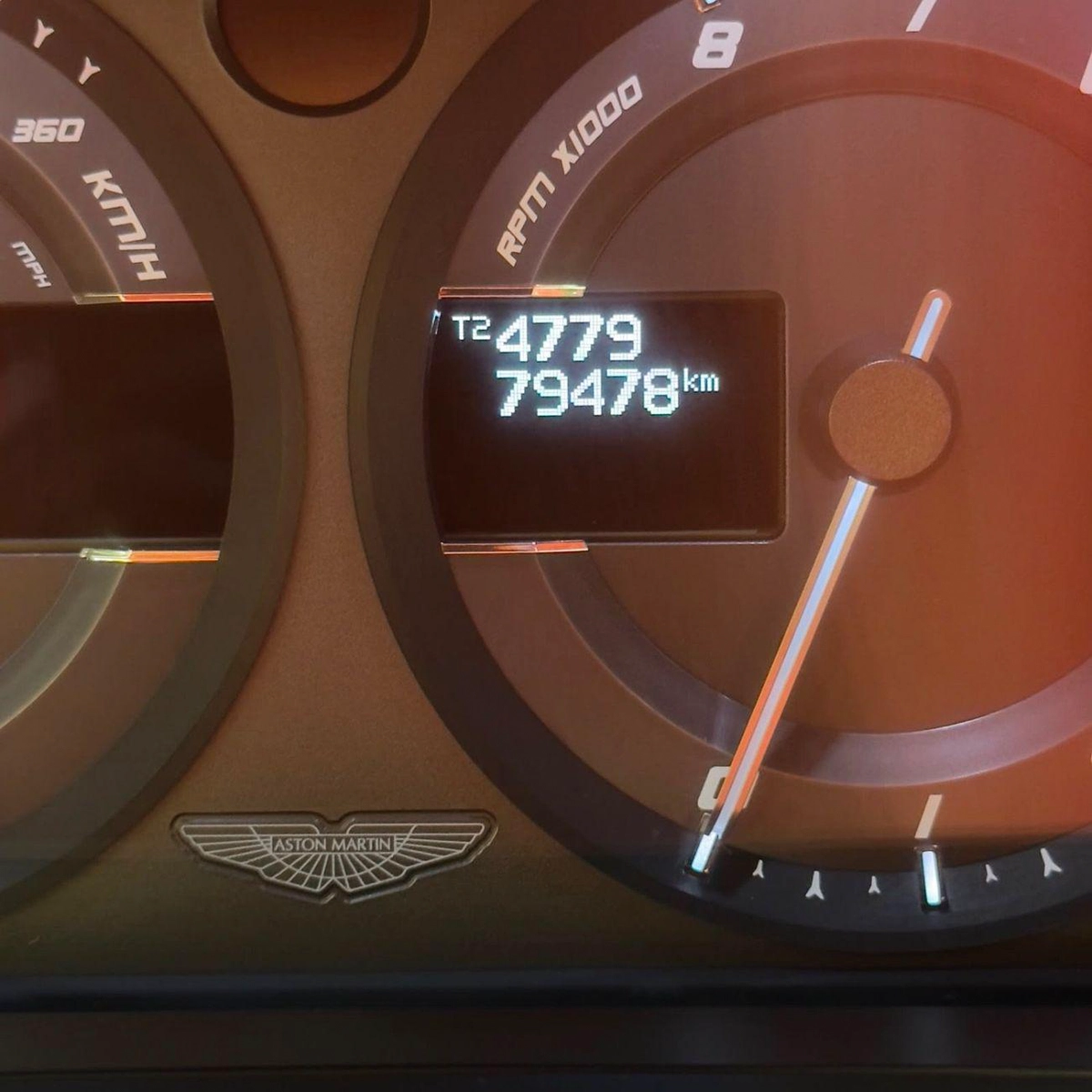 Aston Martin Vanquish GCC Specs | V12-13-13