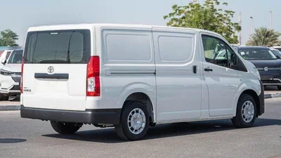 Toyota Hiace GL - Standard Roof 3.5L-4