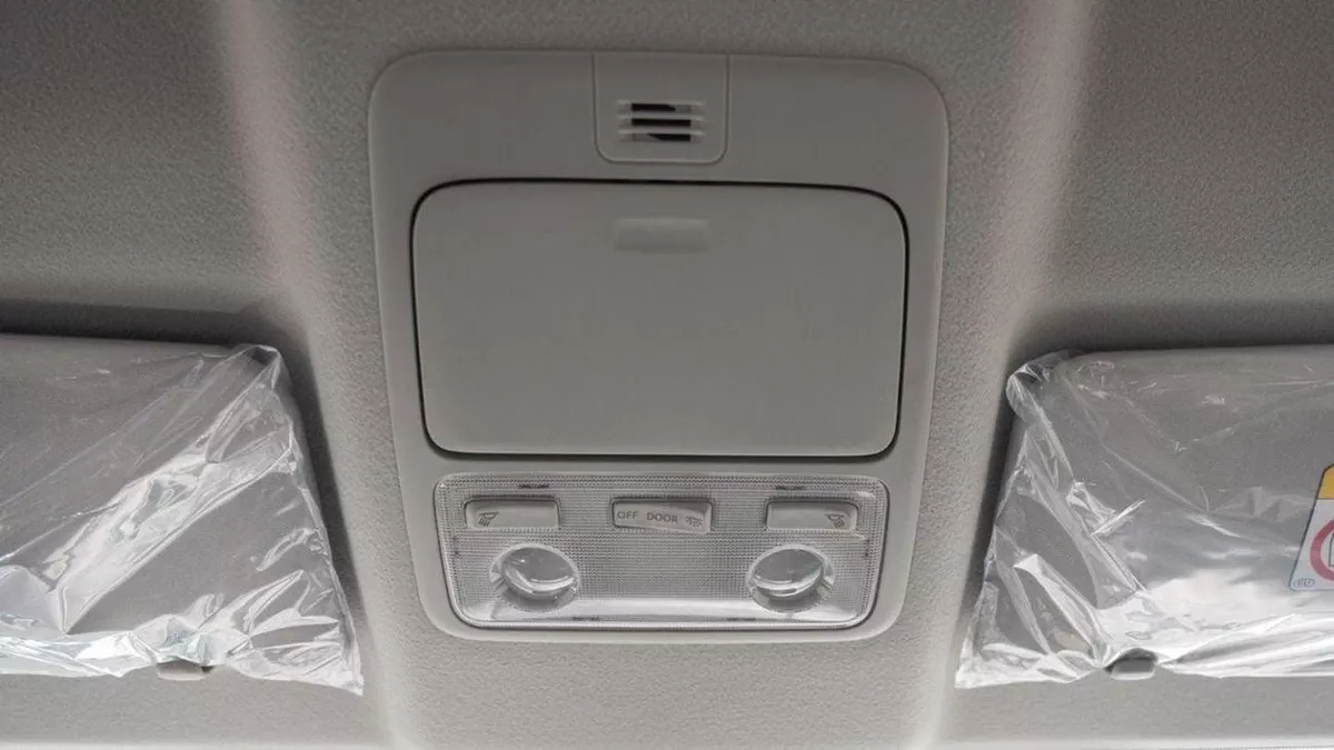 Toyota Hiace GL - Standard Roof 3.5L-13-0