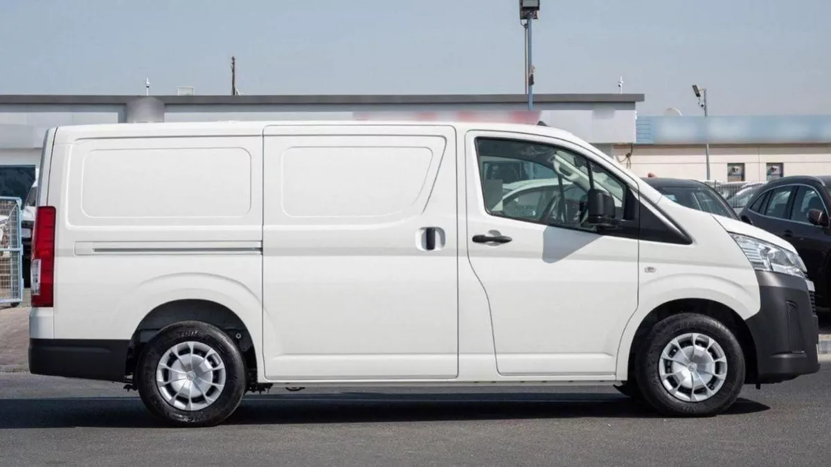 Toyota Hiace GL - Standard Roof 3.5L-5-0