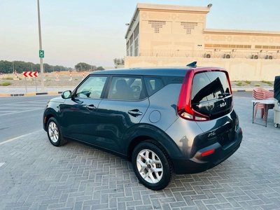 Kia Soul EX 2.0L-1