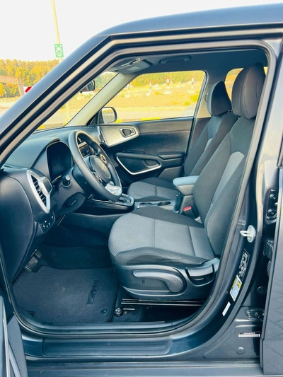 Kia Soul EX 2.0L-10
