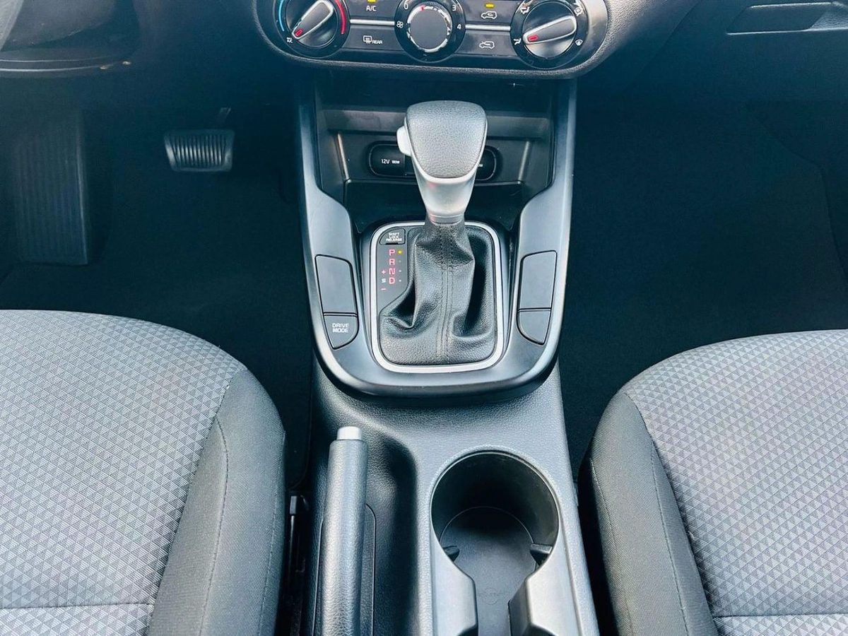 Kia Soul EX 2.0L-4-4