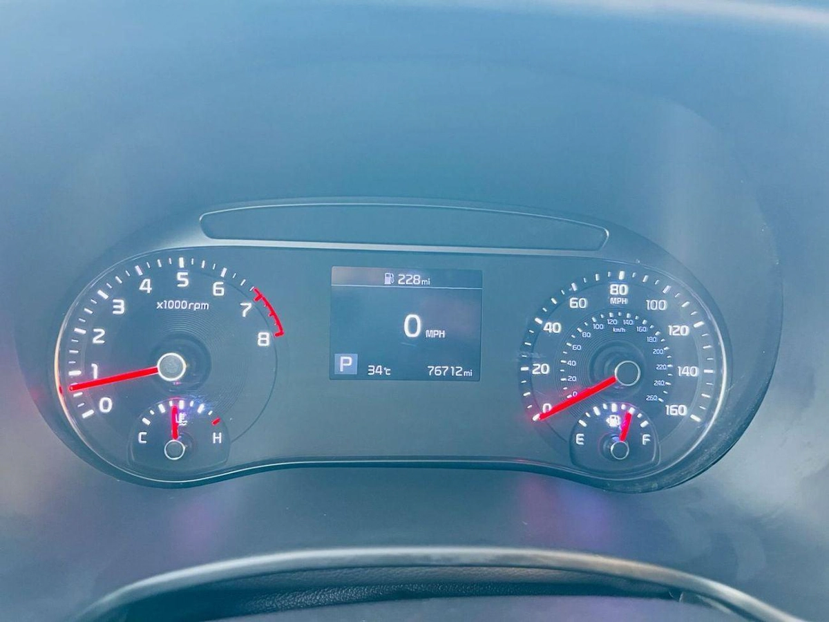 Kia Soul EX 2.0L-8-8