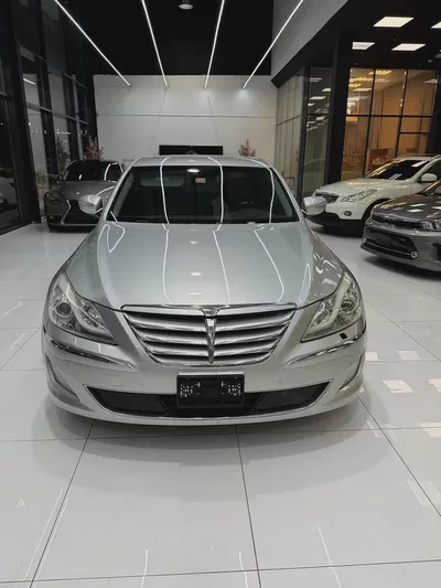 Hyundai Genesis Premium 2014 | GCC Specs | Pristine Condition-0