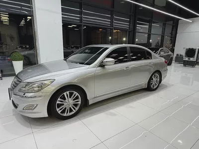 Hyundai Genesis Premium 2014 | GCC Specs | Pristine Condition-1