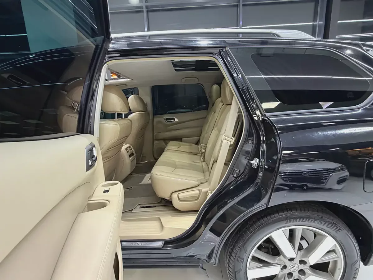 Nissan Pathfinder SV 2013 | GCC Specs | Original Paint-6-6