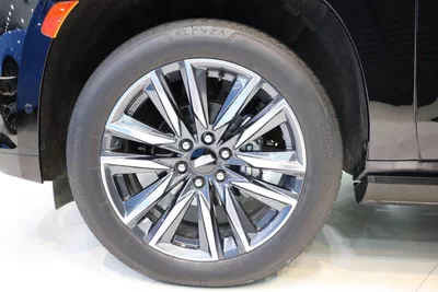 Cadillac Escalade Sport Platinum-2