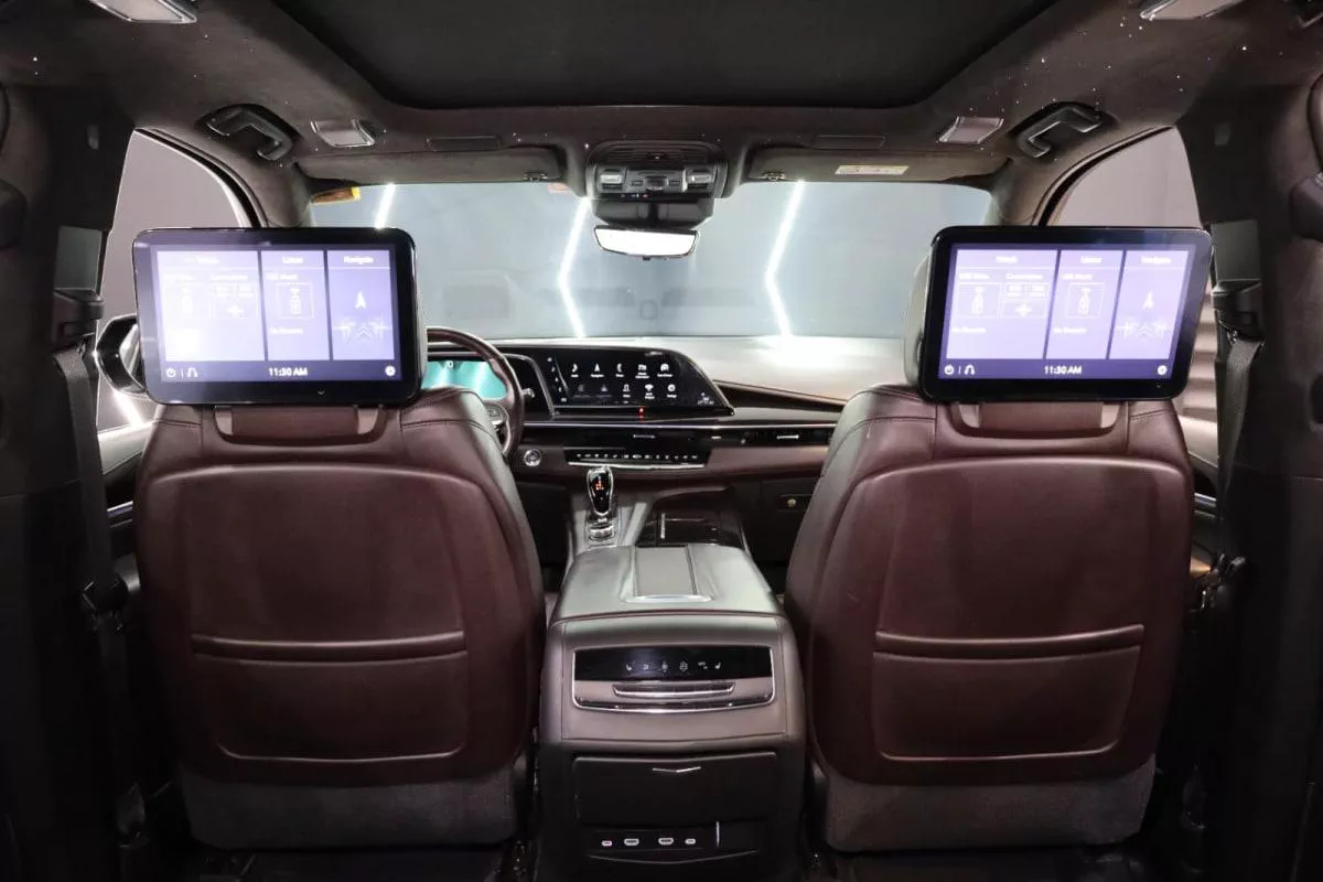Cadillac Escalade Sport Platinum-10-10