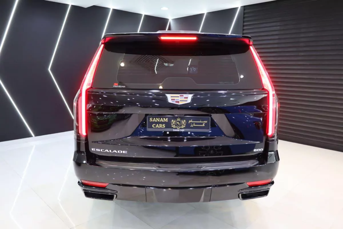 Cadillac Escalade Sport Platinum-5-5