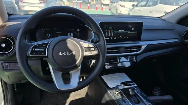 Kia K3 1.5L